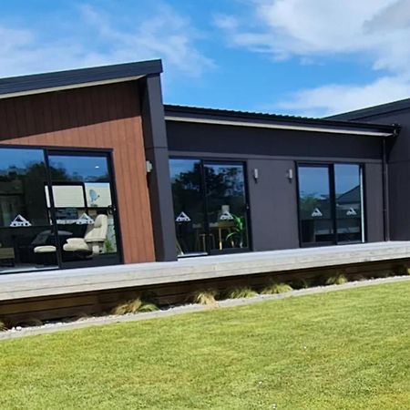 Miss Eastons Whare Villa Westport Buitenkant foto
