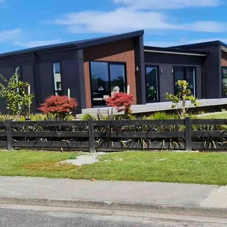 Miss Eastons Whare Villa Westport Buitenkant foto